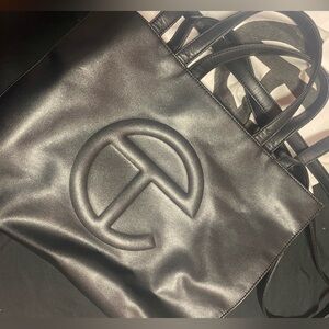 Medium Shopping Bag - Black